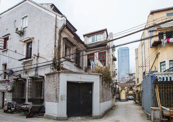 new house vs old house