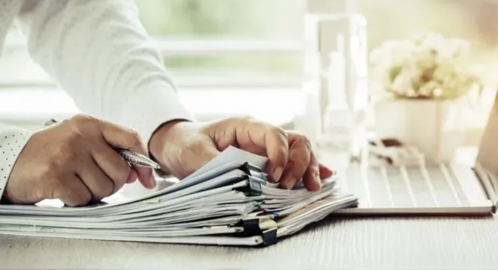 New Home Checklist: What You Need Before Moving In
